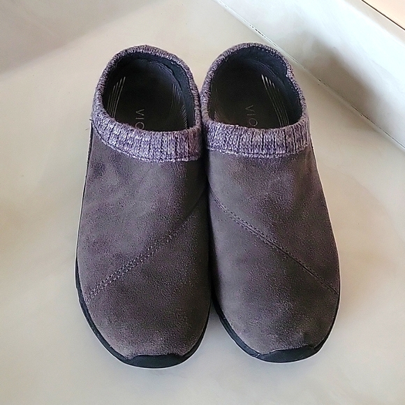 Vionic Arbor Water Resistant Suede Clog Womens Size - Picture 13 of 15